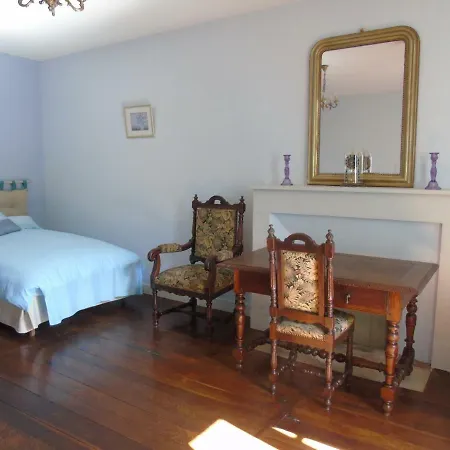 Demeure Verteuillaise Casa de Férias *