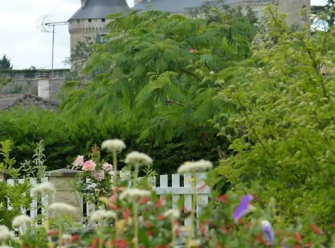 Demeure Verteuillaise Hébergement de vacances *