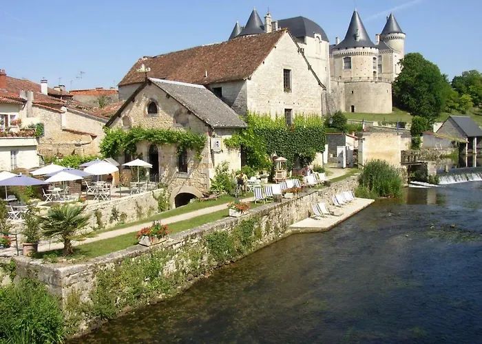 Demeure Verteuillaise Hébergement de vacances *