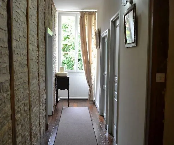 Demeure Verteuillaise Hébergement de vacances *